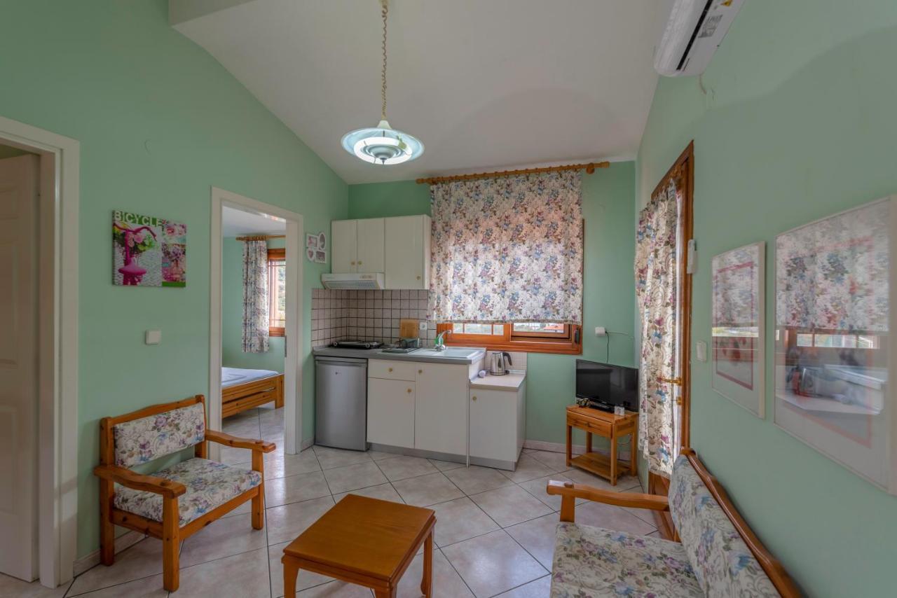 Villa Melina 2 กอยนิรา ภายนอก รูปภาพ
